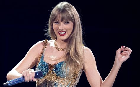 taylor swift contributions to society.